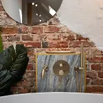 Turgaus Self Check-in Old Town 公寓式酒店