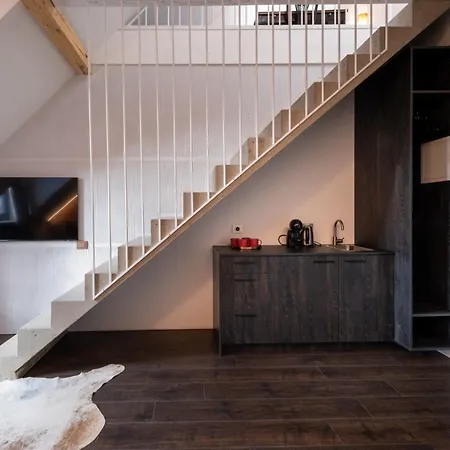 Turgaus Self Check-in Old Town Aparthotel 3*