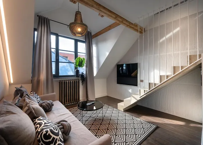 Turgaus Self Check-in Old Town Apart-hotel