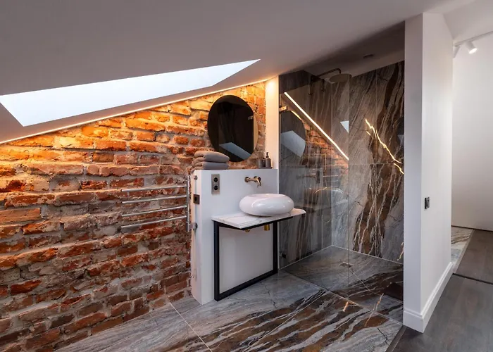 Turgaus Self Check-in Old Town Apart-hotel